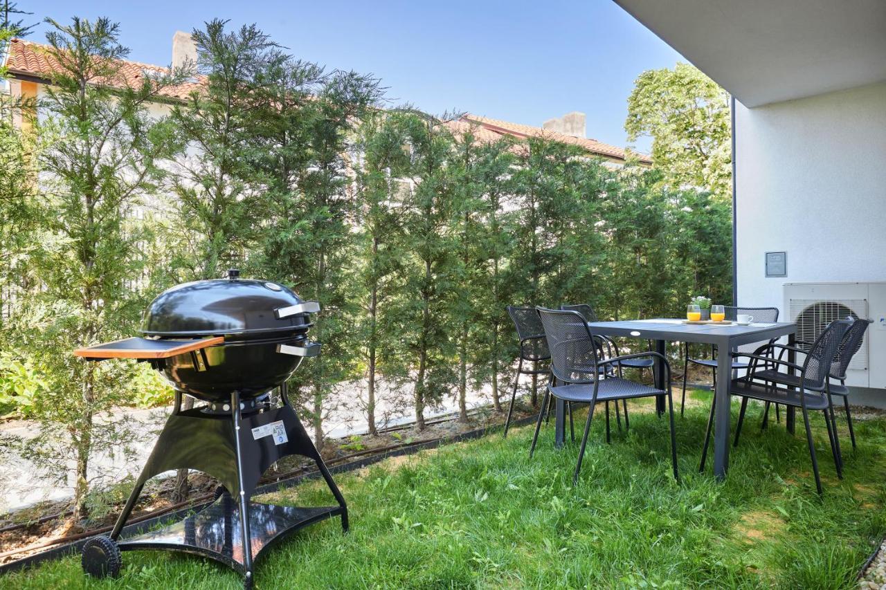 Ferienwohnung The Luxury Flat Achtopol Exterior foto