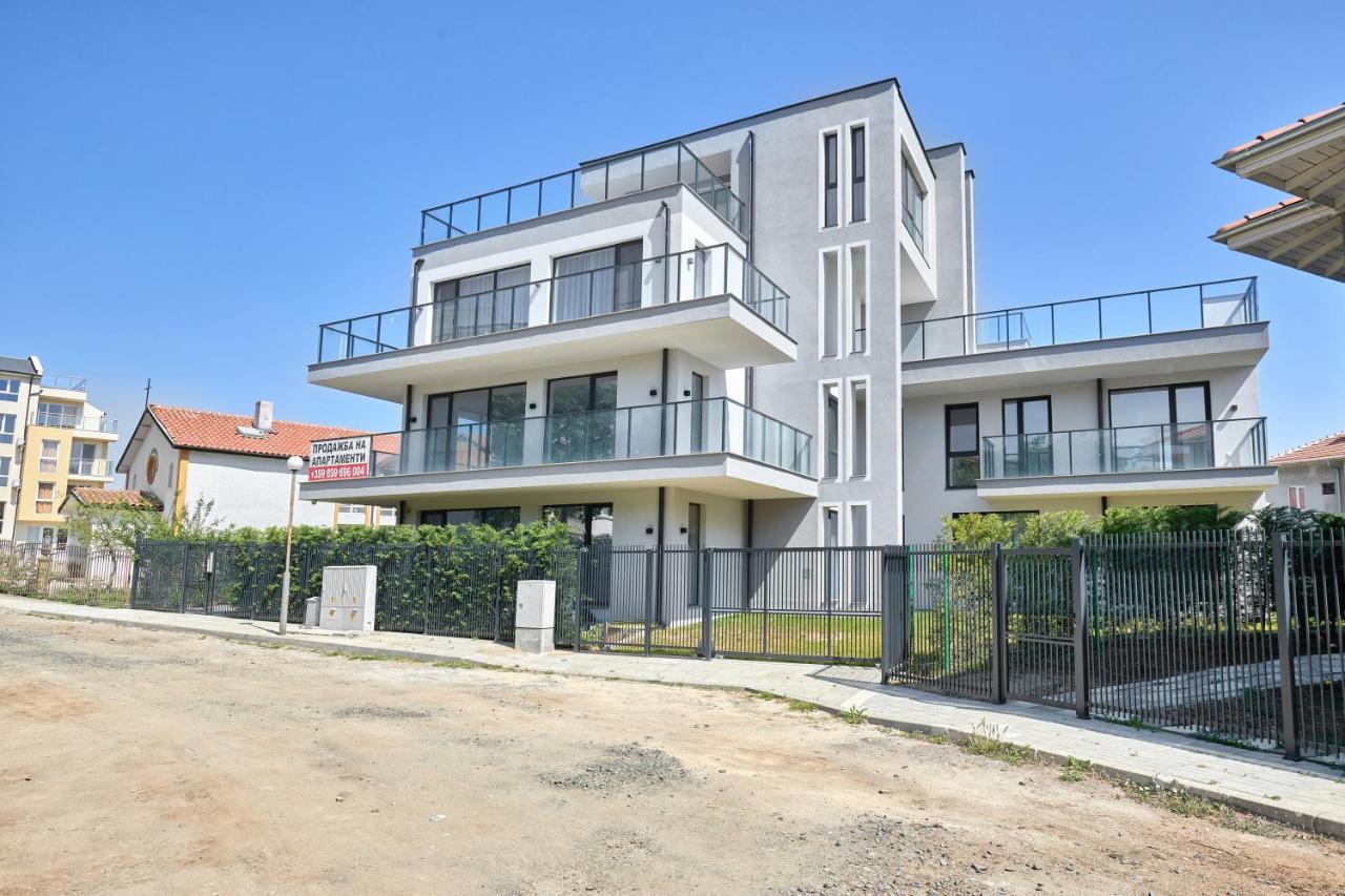 Ferienwohnung The Luxury Flat Achtopol Exterior foto